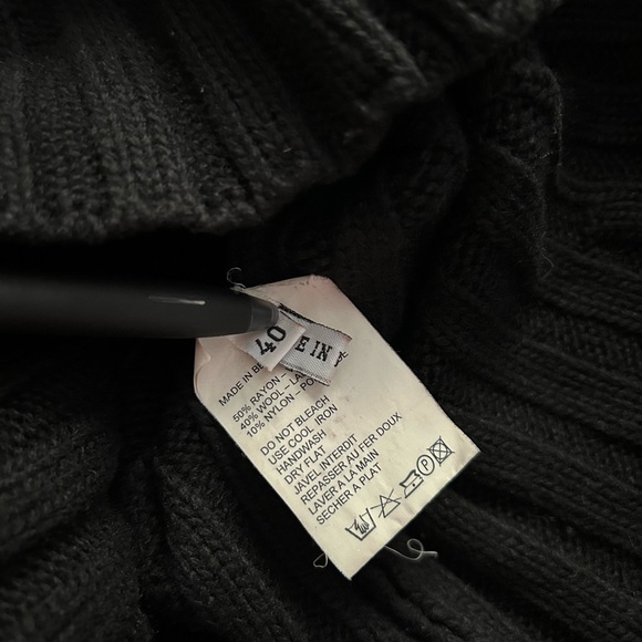 SOLD - Picture 3 of 4